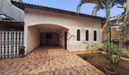 Casa 2 Quartos à venda, 230 m² por R$ 500.000 - Calmon Viana - Poá/SP