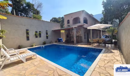 CHÁCARA A VENDA, 03 QUARTOS, PISCINA, 06 VAGAS, PEDRA VERMELHA (TERRA PRETA), MAIRIPORÃ, SP