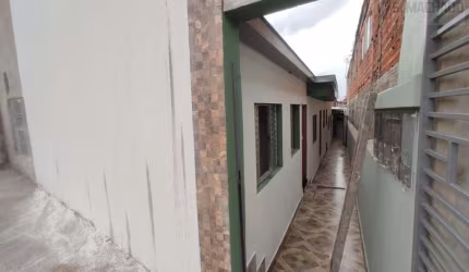 Casa para Locação em Mauá, jardim Sonia Maria, 1 dormitório, 1 banheiro