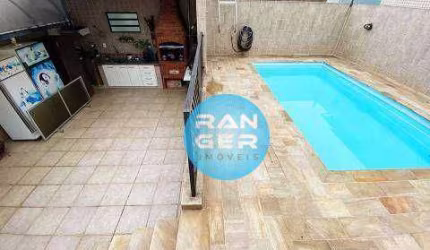 Casa com piscina no Embare
