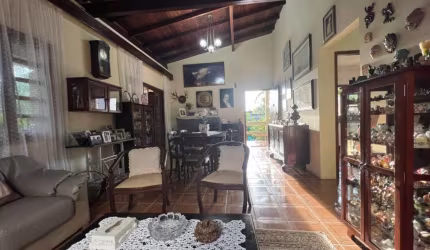 Casa para Venda em Florianópolis, Sambaqui, 4 dormitórios, 1 suíte, 2 banheiros, 2 vagas