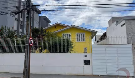 Casa para Venda em Florianópolis, Coqueiros, 3 dormitórios, 2 banheiros, 4 vagas