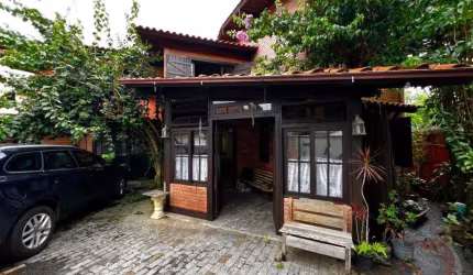 Casa para Venda em Florianópolis, Lagoa Da Conceição, 3 dormitórios, 1 suíte, 3 banheiros, 3 vagas