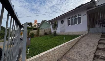 Casa para Venda em Florianópolis, Capoeiras, 4 dormitórios, 1 suíte, 3 banheiros, 1 vaga