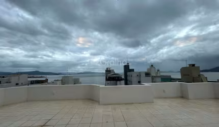 Apartamento para Venda em Florianópolis, Centro, 3 dormitórios, 1 suíte, 3 banheiros, 1 vaga