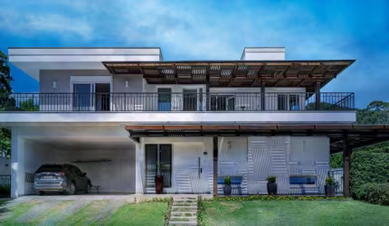 Casa para Venda em Florianópolis, Lagoa Da Conceição, 4 dormitórios, 2 suítes, 4 banheiros, 4 vagas
