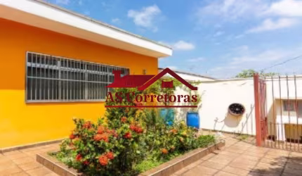 Casa Térrea no Jaguaribe com 230 m² de área construída.