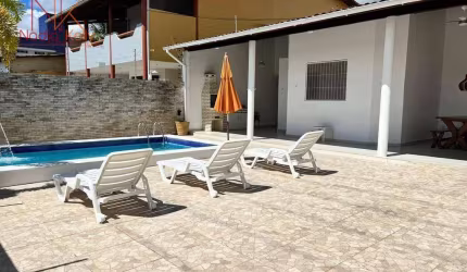 Casa com 3 dormitórios + D.C.E, 182m2 a venda por R$ 980.000 - Bessa - João Pessoa/PB
