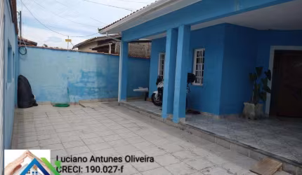 Maravilhosa casa à venda na praia em Caraguatatuba-SP