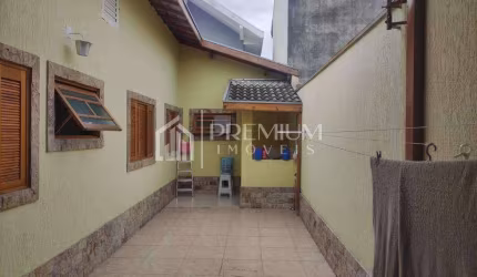 Casa com 3 dormitórios à venda, 90 m² por R$ 550.000,00 - Villa Branca - Jacareí/SP