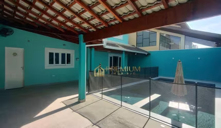 Sobrado com 4 dormitórios à venda, 304 m² por R$ 1.620.000,00 - Urbanova - São José dos Campos/SP