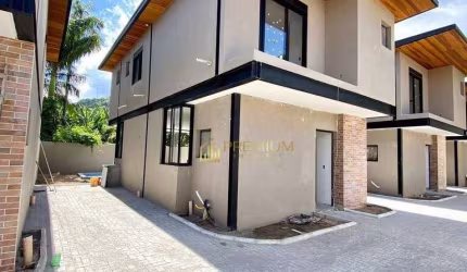 Sobrado com 3 dormitórios à venda, 193 m² por R$ 1.750.000,00 - Barequeçaba - São Sebastião/SP