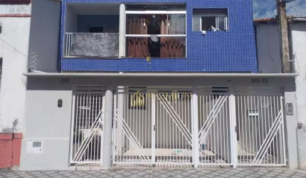 Casa com 2 dormitórios à venda, 294 m² por R$ 700.000 - Centro - Lorena/SP