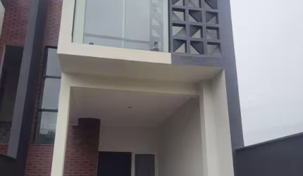 Casa Sobrado geminado com 110,62 m², localizado em Pirabeiraba, Joinville.