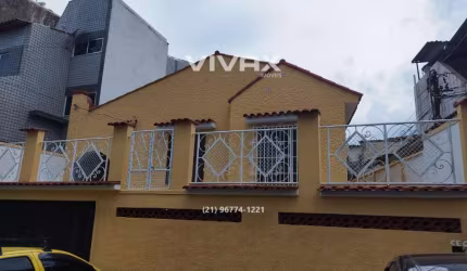 Casa com 3 quartos à venda na Rua Monteiro da Luz, Água Santa, Rio de Janeiro, 126 m2 por R$ 398.000