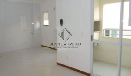 Apartamento com Sacada e Churrasqueira