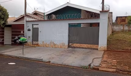 Casa com 2 quartos à venda no Parque Laranjeiras, Araraquara , 130 m2 por R$ 390.000