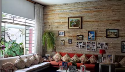 UMA CASA COMERCIAL NO CENTRO DE SÃO JOSÉ DOS CAMPOS