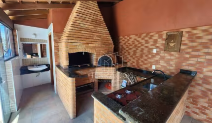 Casa à venda - centro - Vinhedo - SP.