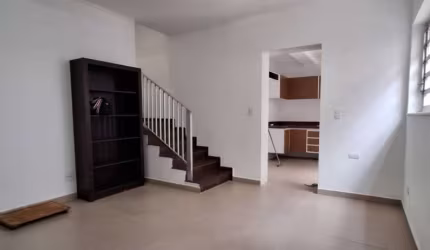 Vila Gumercindo,  Casa 4 Quartos, 1 Suíte, 4 banheiros, 172m² à Venda por R$ 849.000.