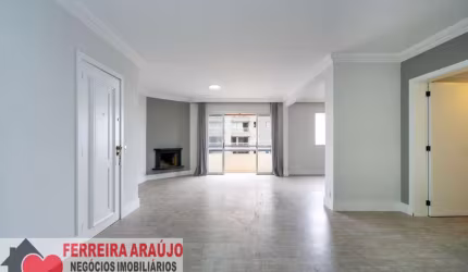 Maravilhoso apartamento na Vila Suzana