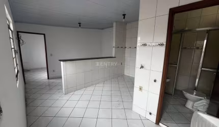 Casa dos fundos para alugar na vila didi com sala cozinha e banheiro