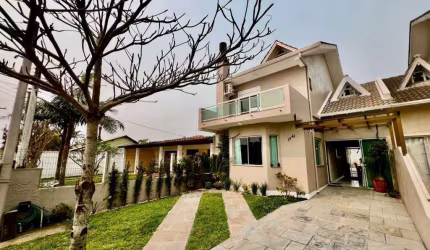 Sobrado/ Duplex 3 Dormitórios à venda no Bairro Centro com 124 m² de área privativa - 3 vagas de garagem