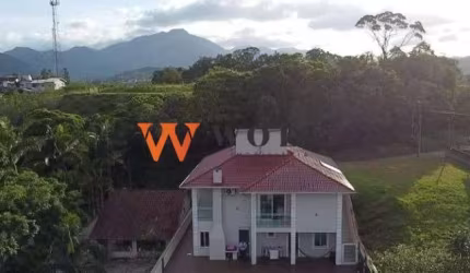 Casa com 3 quartos à venda na Rua Carlos Becker, 850, São Francisco, Santo Amaro da Imperatriz por R$ 1.150.000
