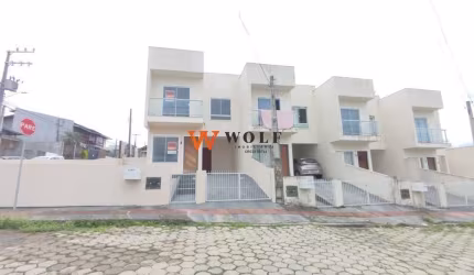 Casa com 2 quartos para alugar na Rua José Agenor da Luz, 15, Real Parque, São José por R$ 2.300