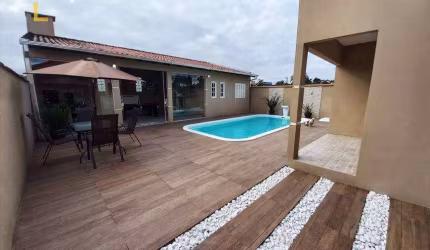Sobrado com Piscina no Vila Nova!