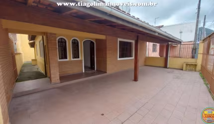 Casa para Venda em Caraguatatuba, Centro, 2 dormitórios, 2 banheiros, 2 vagas