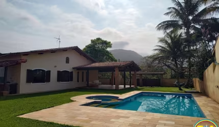 Alto Padrão para Venda em Caraguatatuba, Capricórnio, 5 dormitórios, 1 suíte, 2 banheiros, 7 vagas
