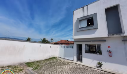 Sobrado em Condomínio para Venda em Caraguatatuba, Pontal de Santa Marina, 2 dormitórios, 2 suítes, 3 banheiros, 1 vaga