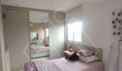 Apartamento em Gleba Palhano