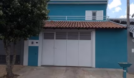 Casa à Venda com piscina em Marília  no Bairro Vila D'Itália