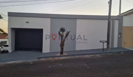Oportunidade única: Casa à venda em Marília-SP, Alto Cafezal, 2 quartos, 1 suíte, 1 sala, 1 banheiro, 2 vagas de garagem, 100m².