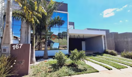 Casa para locação em Marília no Condomínio Village Damha -3 suítes, 2 salas, 3 banheiros, 2 vagas, 120m².
