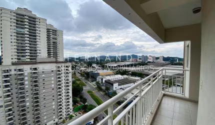 Apartamento disponível para venda e locação, 3 dormitórios, suíte, 2 vagas de garagem, em Alphaville