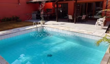 Casa à venda na praia Ilhabela