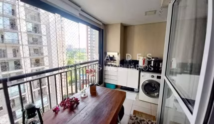 Apartamento à venda em Barueri-SP, Alphaville Empresarial: 2 quartos, 1 suíte, 2 salas, 2 banheiros, 1 vaga, 65m². Venha conferir!