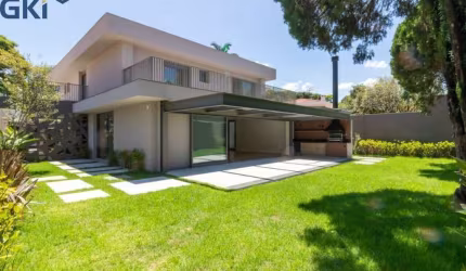 Alto de Pinheiros Alto Padrão: 371m², 4 Suítes, 6 Vagas.