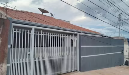 Vende-se Casa Santa Cruz 2