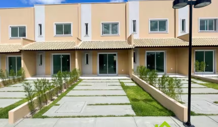 Casa Duplex a Venda 02 Quartos Condomínio Milano em Aquiraz- Ceará