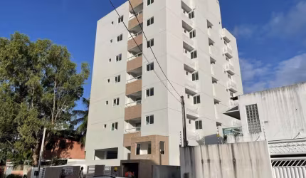 Apartamento 2 quartos no Bessa 100 metros da Praia com Lazer