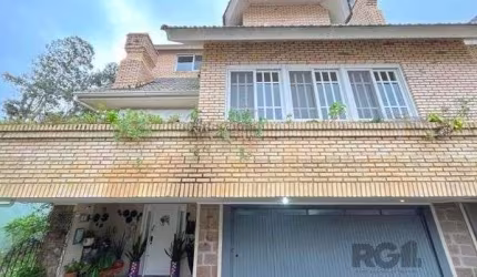Casa Condominio em Porto Alegre, no bairro Jardim Isabel, com 3 dormitório(s), à