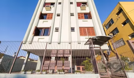 Cobertura, 2 quartos, 1 suite, dependência de empregada, 1 vaga de garagem, bair
