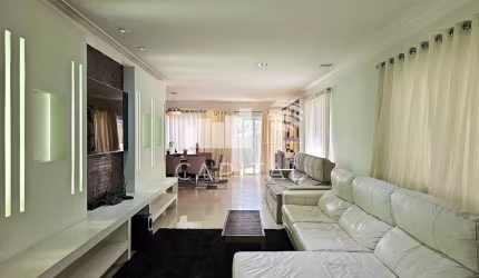 Casa Para Locação Com 360 M², 4 Suítes , 4 Vagas e 7 Banheiros