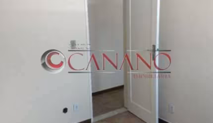 Apartamento com 2 quartos à venda na Rua Almirante Calheiros da Graça, Méier, Rio de Janeiro, 50 m2 por R$ 190.000