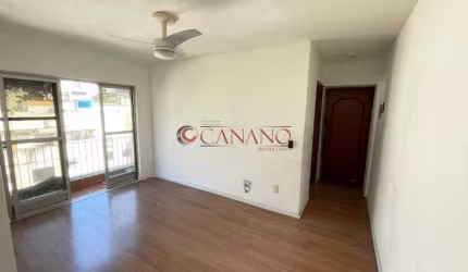 Apartamento com 2 quartos à venda na Rua Isolina, Méier, Rio de Janeiro, 51 m2 por R$ 190.000