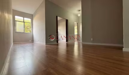 Apartamento com 2 quartos à venda na Rua Tenente Costa, Méier, Rio de Janeiro, 55 m2 por R$ 225.000